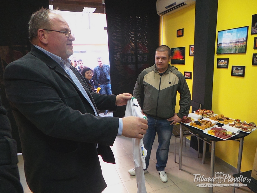 20141219_121430_5 (Copy)