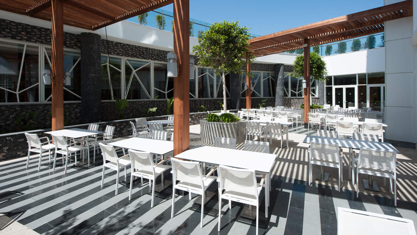 csm_SENTIDO-Gold-Island-Main-Restaurant-Terrace_792d95c6c2